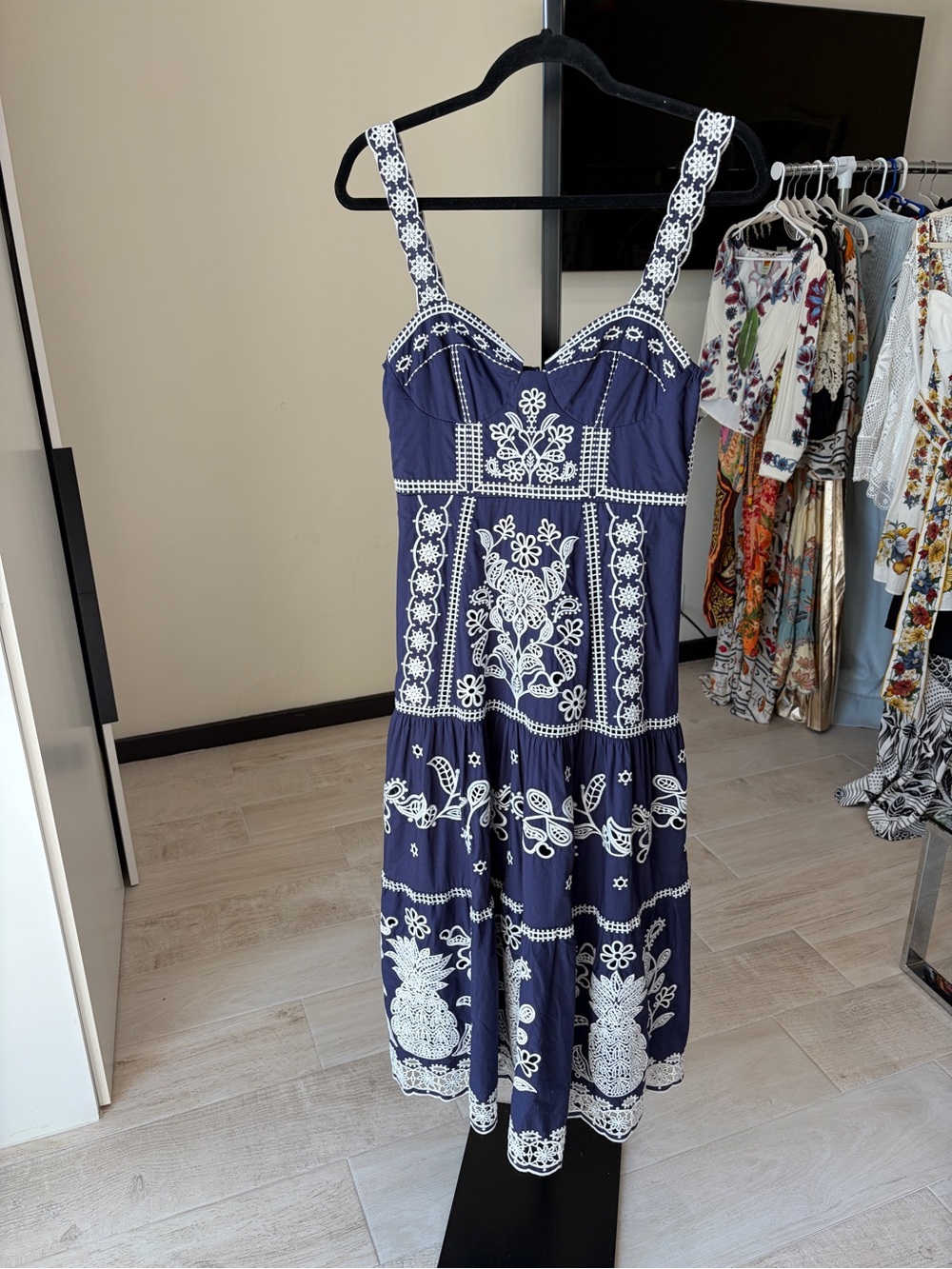 Farm Rio: Blue Richelieu Embroidered
Organic Cotton Midi Dress - Picture 10 of 10